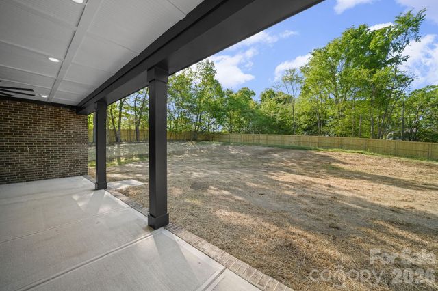 311 Hudson Drive, Harrisburg, NC 28075