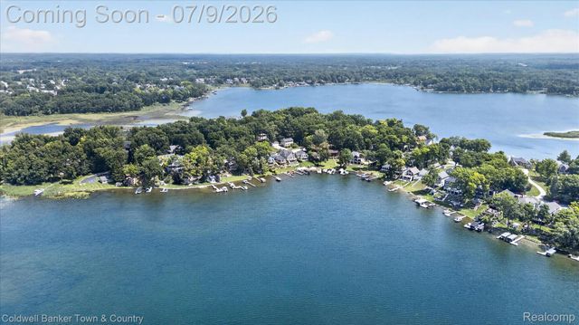 3762 Noble, Genoa Township, MI 48116
