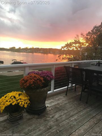 3762 Noble, Genoa Township, MI 48116