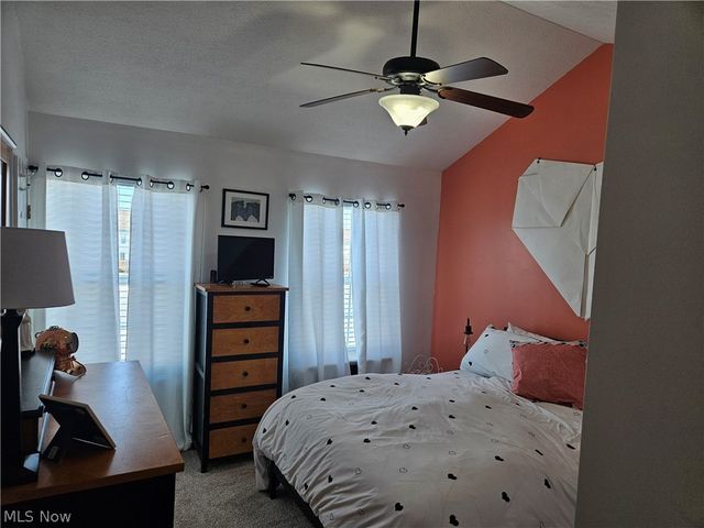 988 Hartford Village Boulevard, Columbus, OH 43228