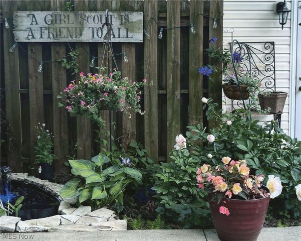 988 Hartford Village Boulevard, Columbus, OH 43228