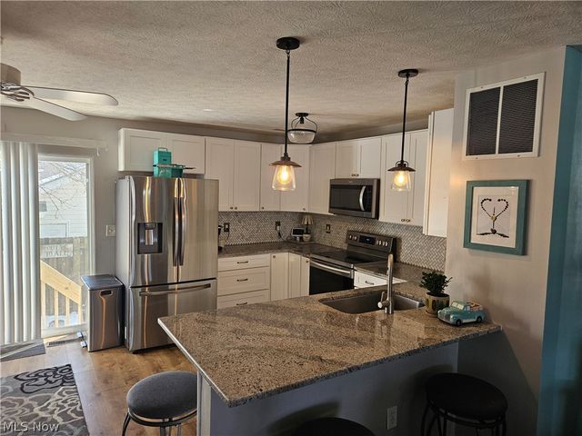 988 Hartford Village Boulevard, Columbus, OH 43228