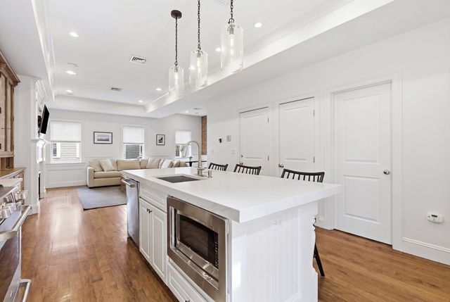 7 Mystic Street 2, Boston, MA 02129