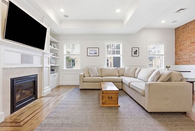 7 Mystic Street 2, Boston, MA 02129