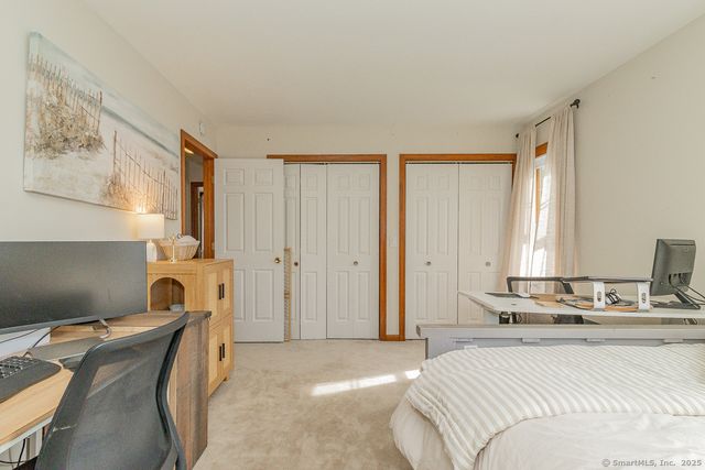 27 Deer Run Trail, Manchester, CT 06042