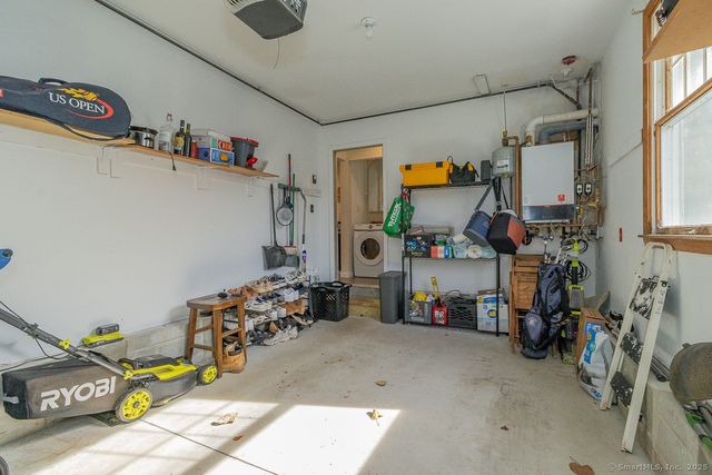 27 Deer Run Trail, Manchester, CT 06042