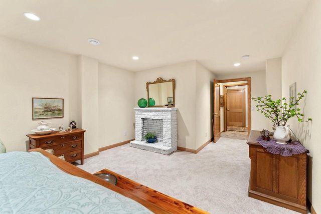 E10059 Block Road, Prairie Du Sac, WI 53578