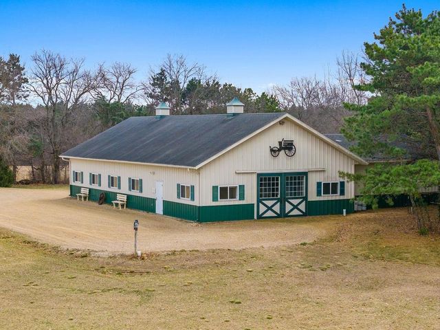 E10059 Block Road, Prairie Du Sac, WI 53578