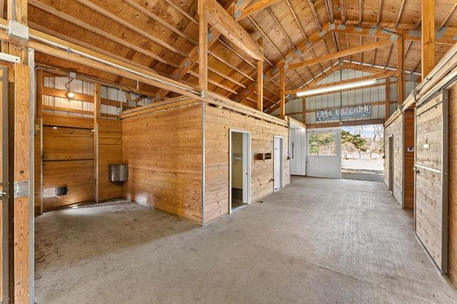 E10059 Block Road, Prairie Du Sac, WI 53578