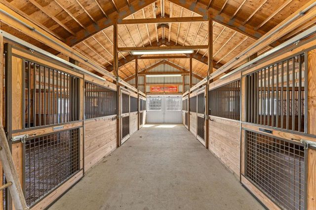 E10059 Block Road, Prairie Du Sac, WI 53578