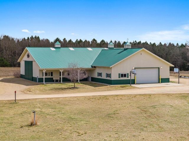 E10059 Block Road, Prairie Du Sac, WI 53578