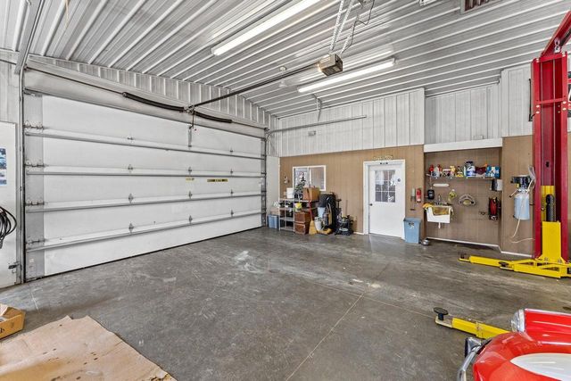 E10059 Block Road, Prairie Du Sac, WI 53578