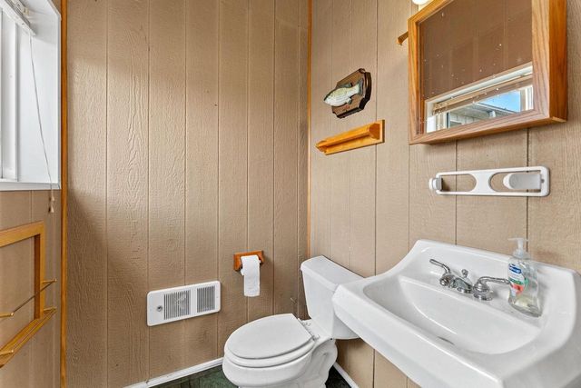 E10059 Block Road, Prairie Du Sac, WI 53578