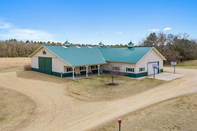 E10059 Block Road, Prairie Du Sac, WI 53578