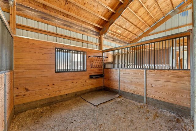 E10059 Block Road, Prairie Du Sac, WI 53578