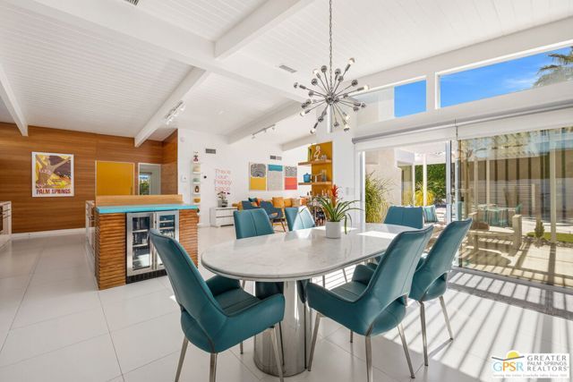 805 E Garden Road, Palm Springs, CA 92262