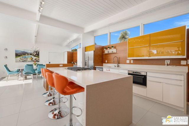 805 E Garden Road, Palm Springs, CA 92262