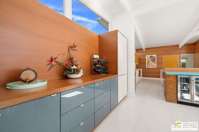 805 E Garden Road, Palm Springs, CA 92262