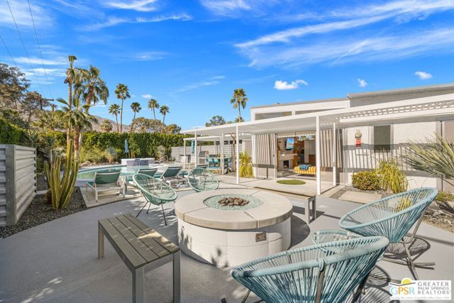 805 E Garden Road, Palm Springs, CA 92262