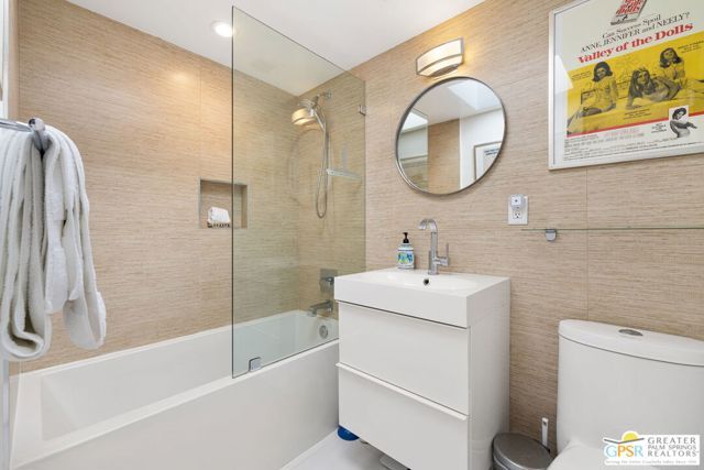 805 E Garden Road, Palm Springs, CA 92262