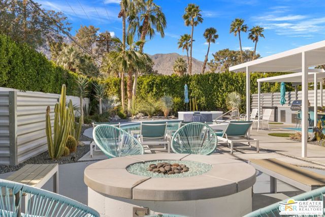 805 E Garden Road, Palm Springs, CA 92262