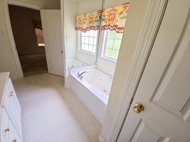 302 Commonsgate Drive, Goldsboro, NC 27530