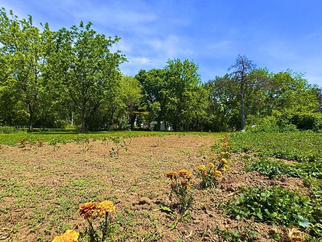 4221 Wood ROAD, Mount Pleasant, WI 53403