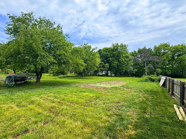 4221 Wood ROAD, Mount Pleasant, WI 53403
