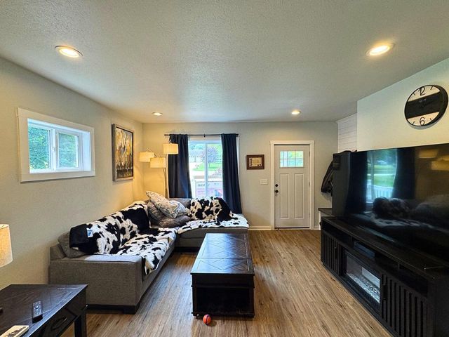 4221 Wood ROAD, Mount Pleasant, WI 53403