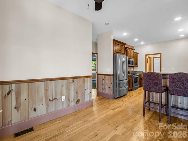 60 Bridge Lane, Tryon, NC 28782