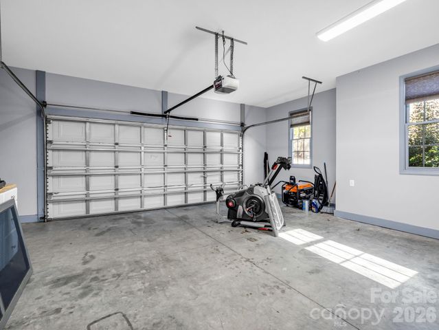 60 Bridge Lane, Tryon, NC 28782