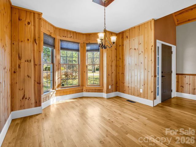 60 Bridge Lane, Tryon, NC 28782
