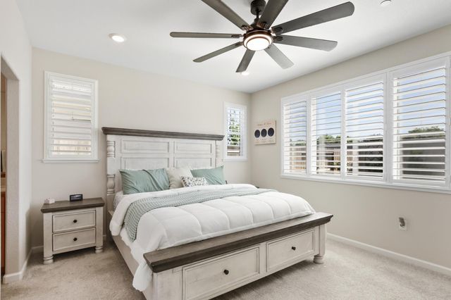 1375 Carson River Dr, Lincoln, CA 95648