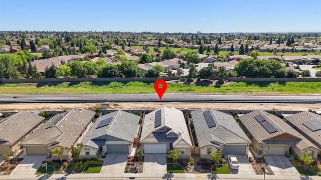 1375 Carson River Dr, Lincoln, CA 95648