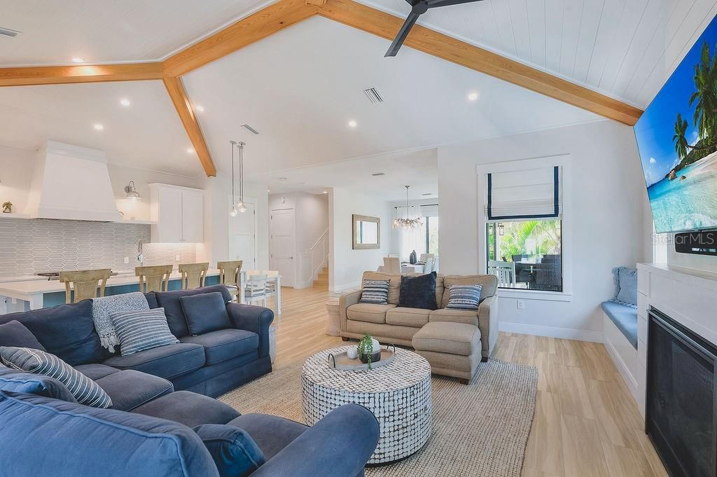 Image 15 of property listing at 526 SEAGULL WAY, Anna Maria, FL 34216