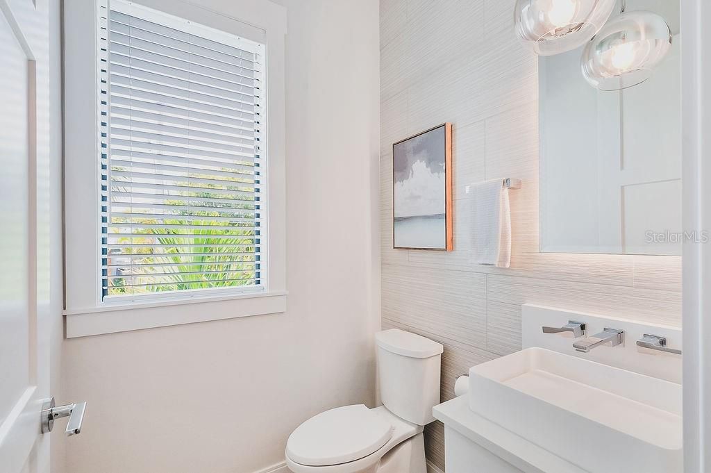 Image 31 of property listing at 526 SEAGULL WAY, Anna Maria, FL 34216