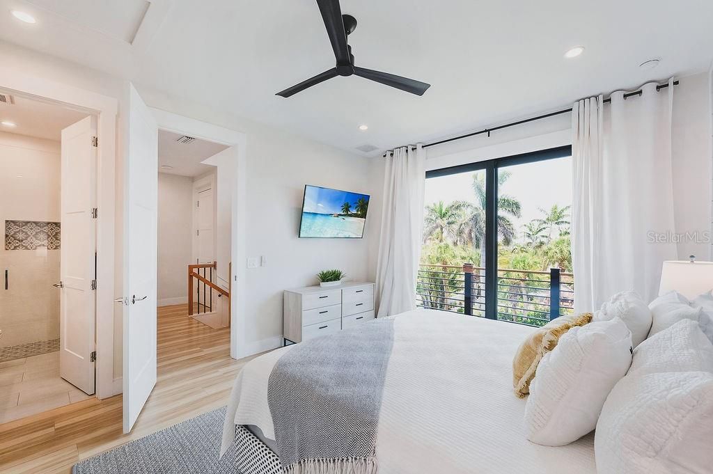 Image 36 of property listing at 526 SEAGULL WAY, Anna Maria, FL 34216