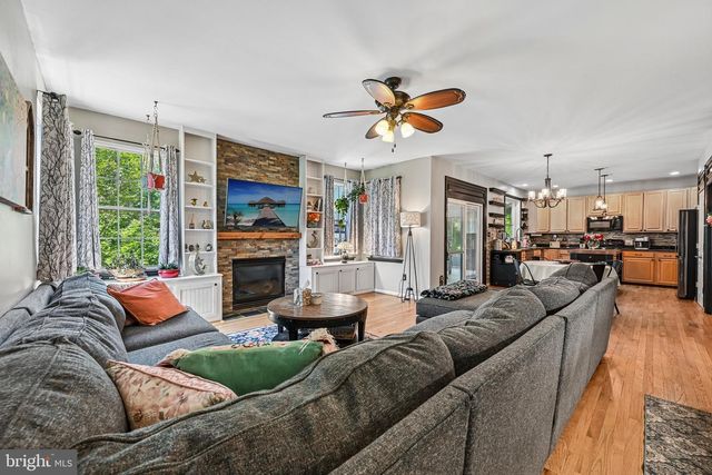 6729 LOWES LN, Elkridge, MD 21075