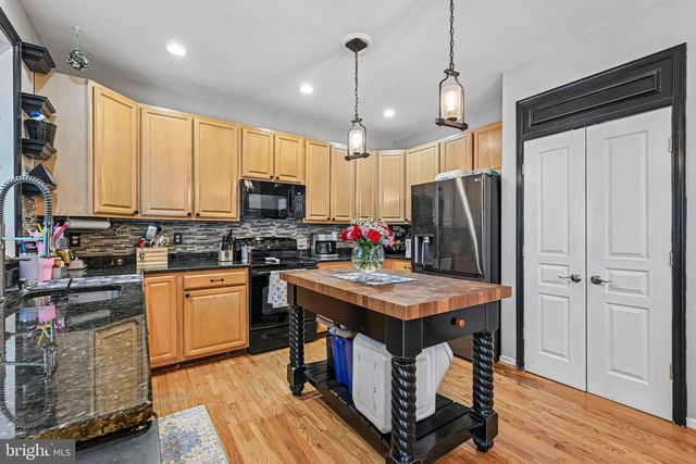 6729 LOWES LN, Elkridge, MD 21075