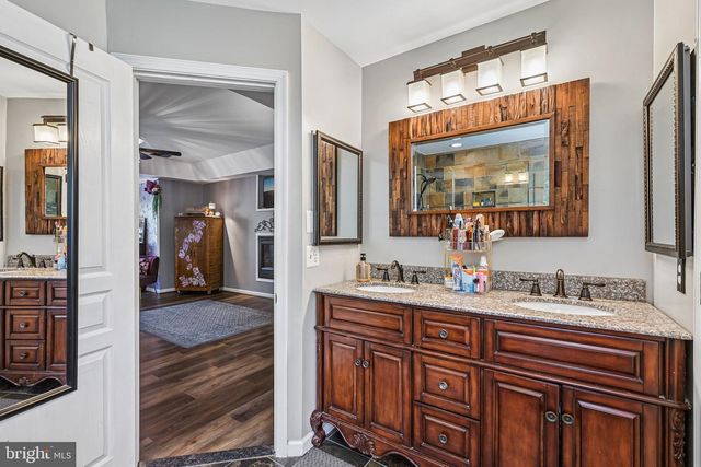 6729 LOWES LN, Elkridge, MD 21075