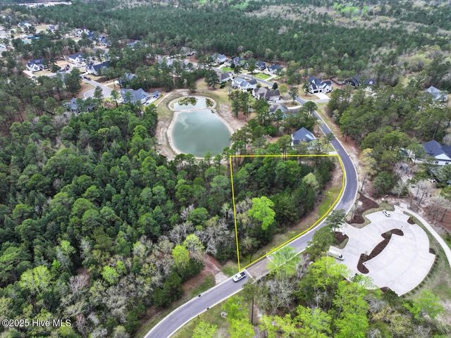 9319 Fallen Pear Lane NE, Leland, NC 28451