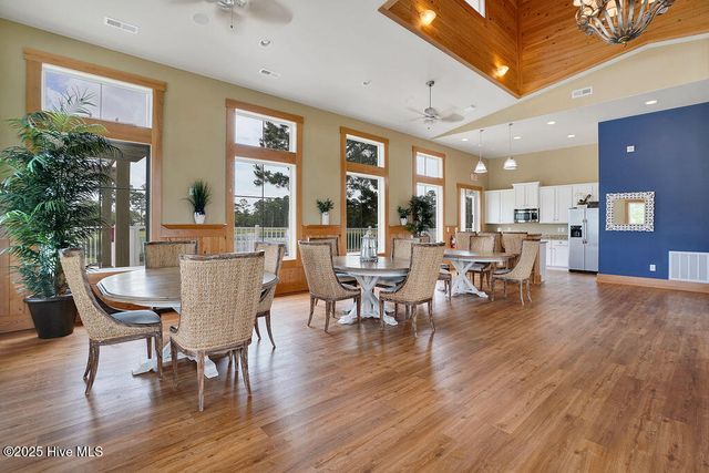 9319 Fallen Pear Lane NE, Leland, NC 28451