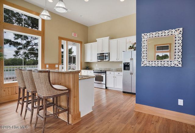 9319 Fallen Pear Lane NE, Leland, NC 28451