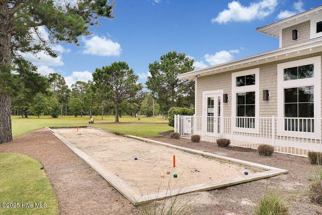 9319 Fallen Pear Lane NE, Leland, NC 28451