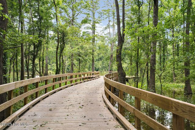 9319 Fallen Pear Lane NE, Leland, NC 28451