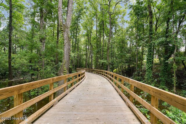 9319 Fallen Pear Lane NE, Leland, NC 28451