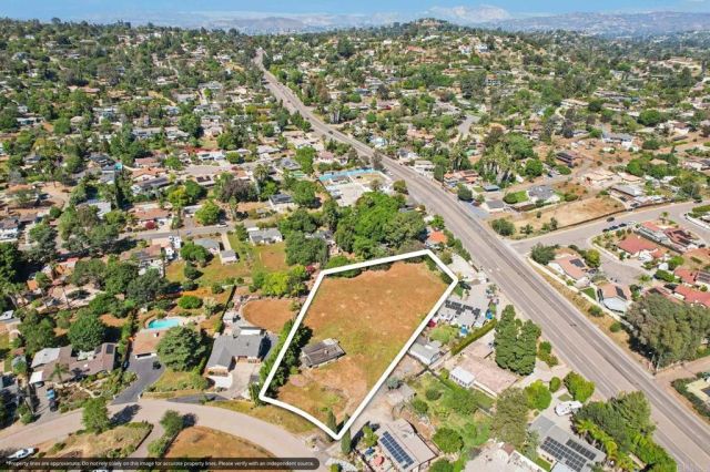 10752 Lupin Way, La Mesa, CA 91941