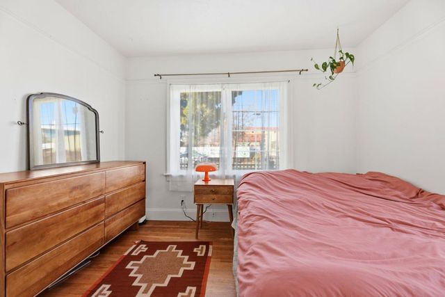 1000 81st Avenue, Oakland, CA 94621