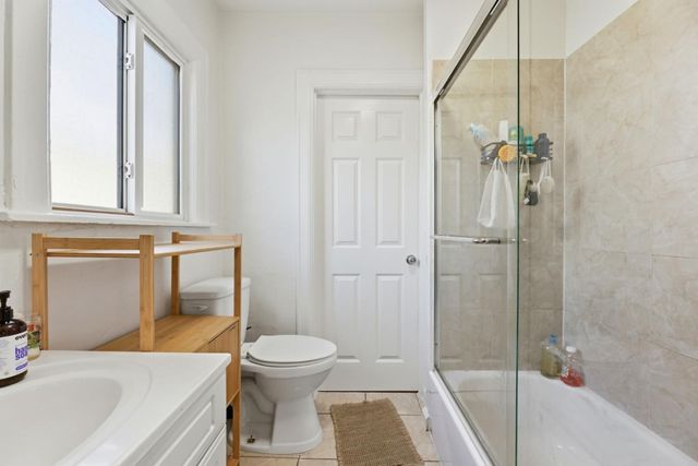 1000 81st Avenue, Oakland, CA 94621