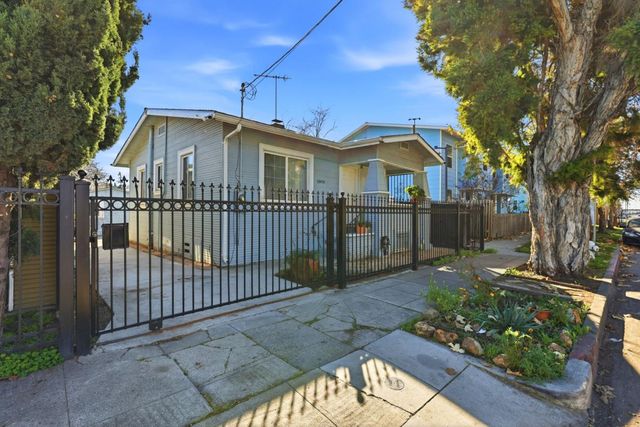 1000 81st Avenue, Oakland, CA 94621